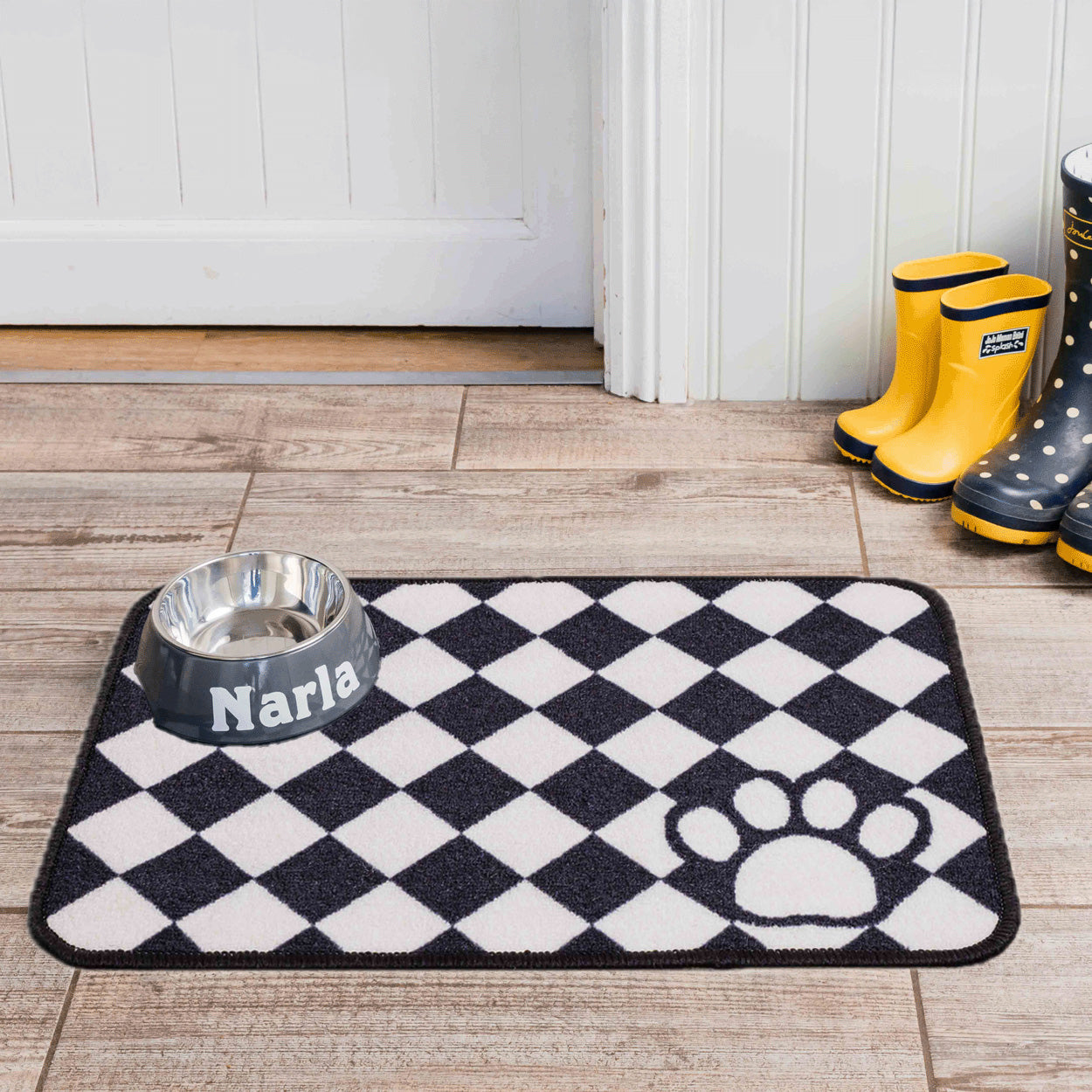 Pet Rebellion Dinner Mate Check Chess 40x60cm