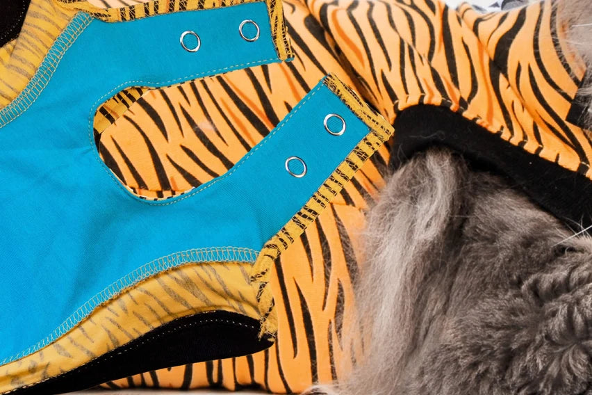 Suitical Cat Recovery Suit Body Tiger Print
