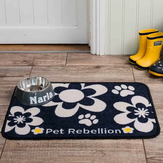 Pet Rebellion Dinner Mate Black Flower 40x60cm