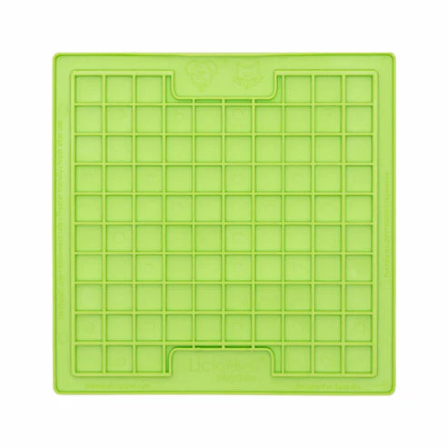 LickiMat Classic Playdate